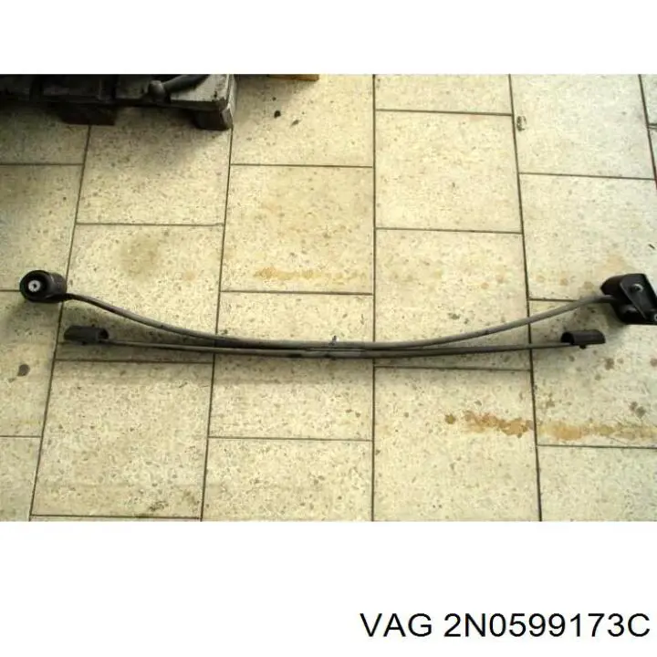 2N0599173C VAG Підкладка під драбину задньої ресори