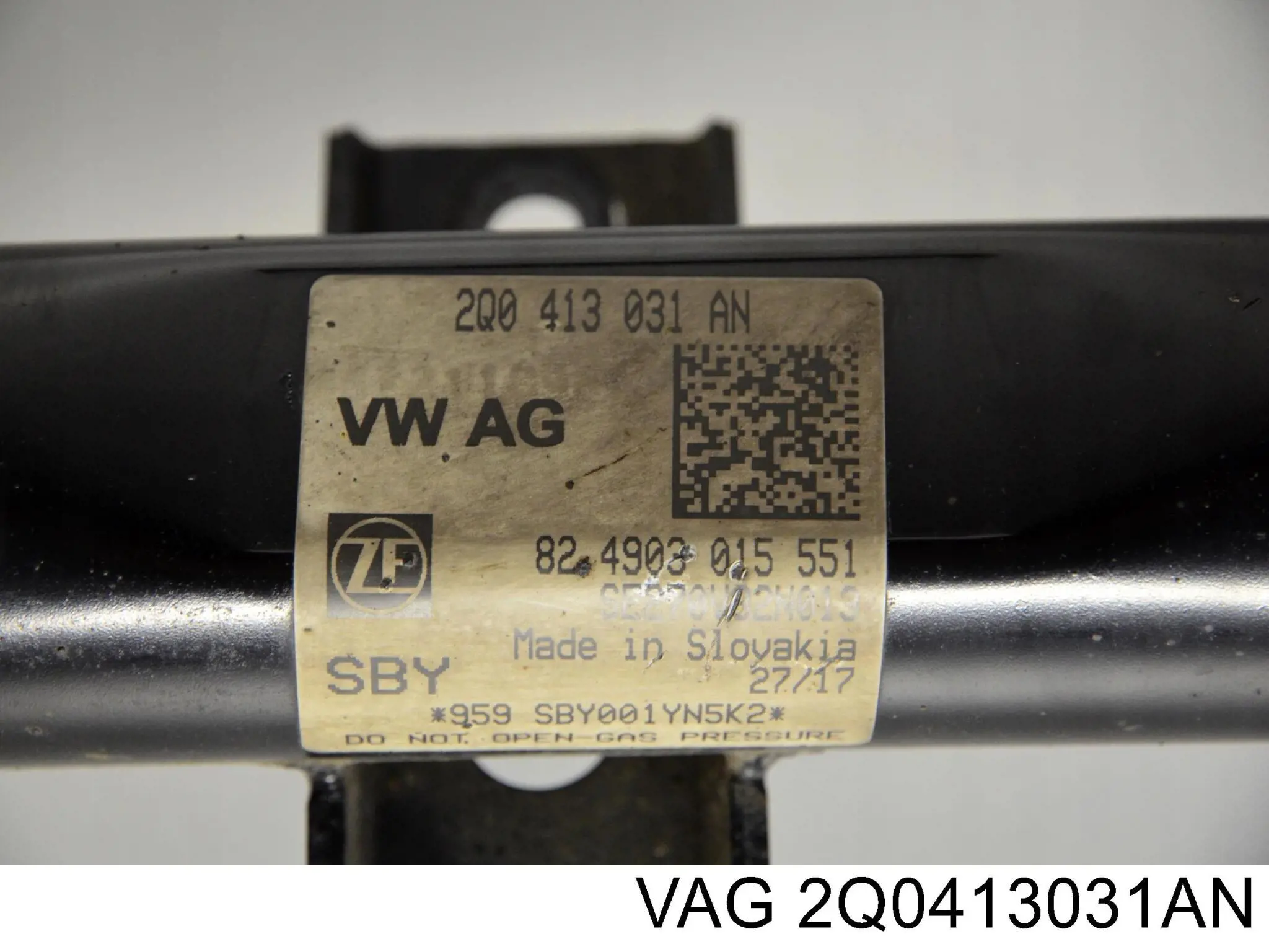 2Q0413031AN VAG Стійка передня