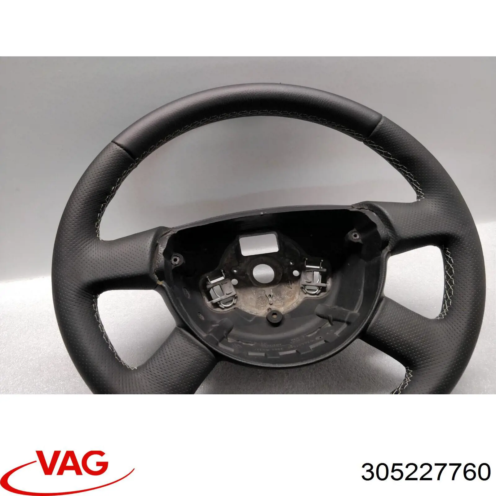 305227760 VAG 