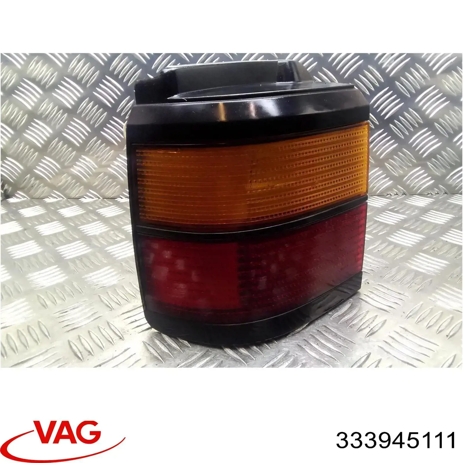 Задня ліва зовнішня фара Polcar 954687V ціна, від 6.33 USD