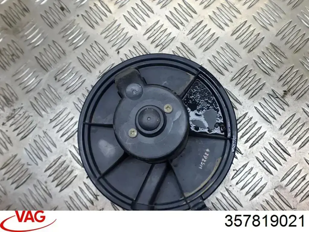 Двигун вентилятора пічки (обігрівача салону) VAG 357819021 ціна, від 23.96 USD
