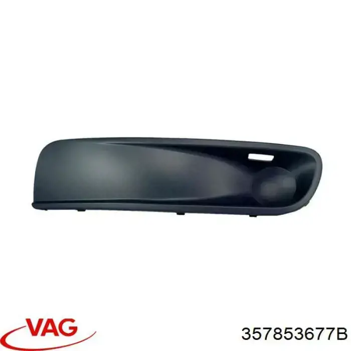 Решітка переднього бампера, центральна VAG 357853677B