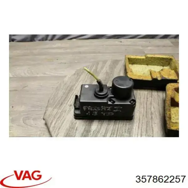 357862257 VAG Насос пневматичної системи кузова
