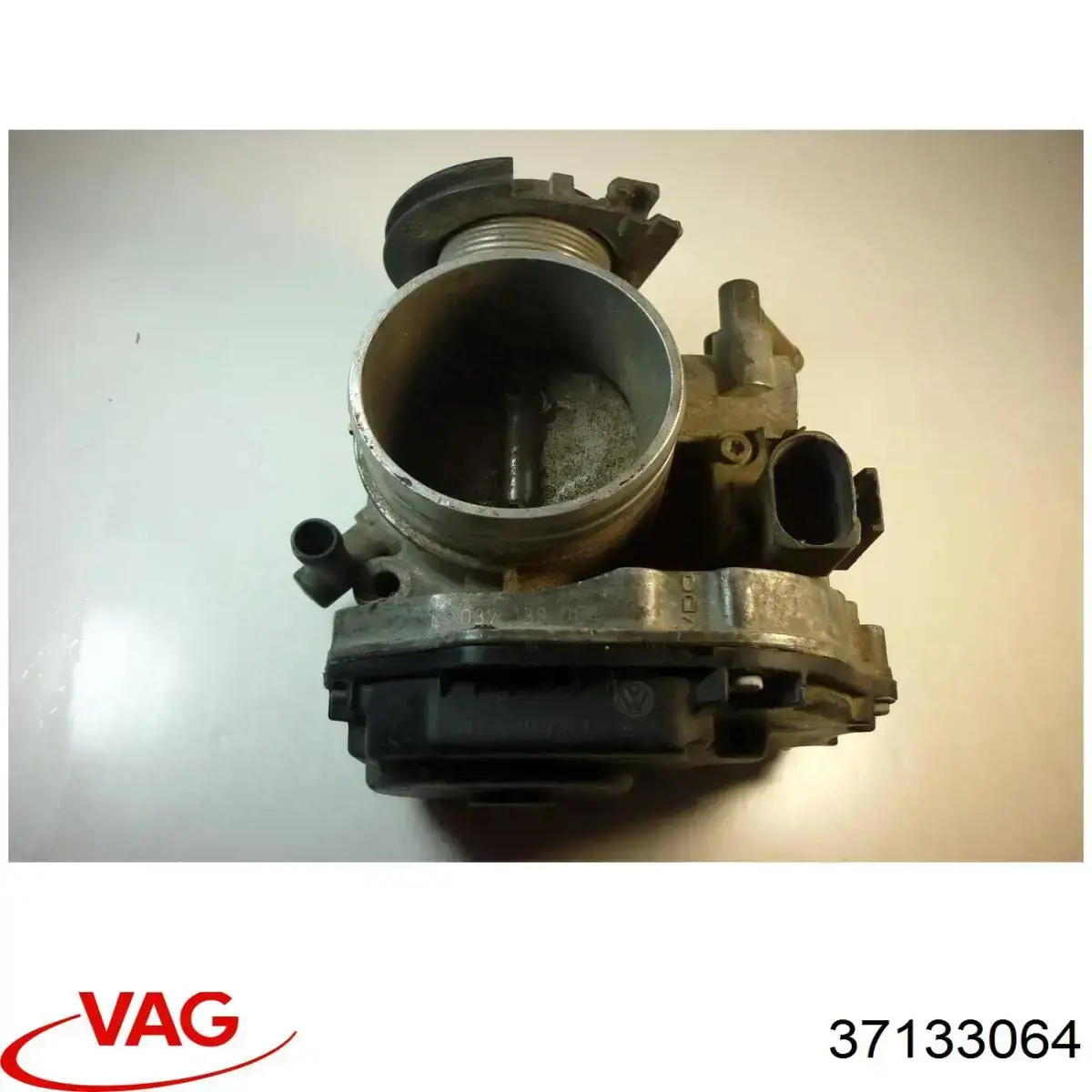 Купити 37133064 VAG Дросільна заслінка