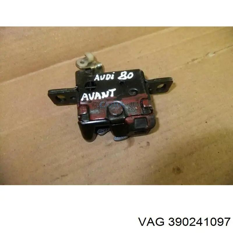 Двигун склоочисника лобового скла (трапеції) VAG 390241097