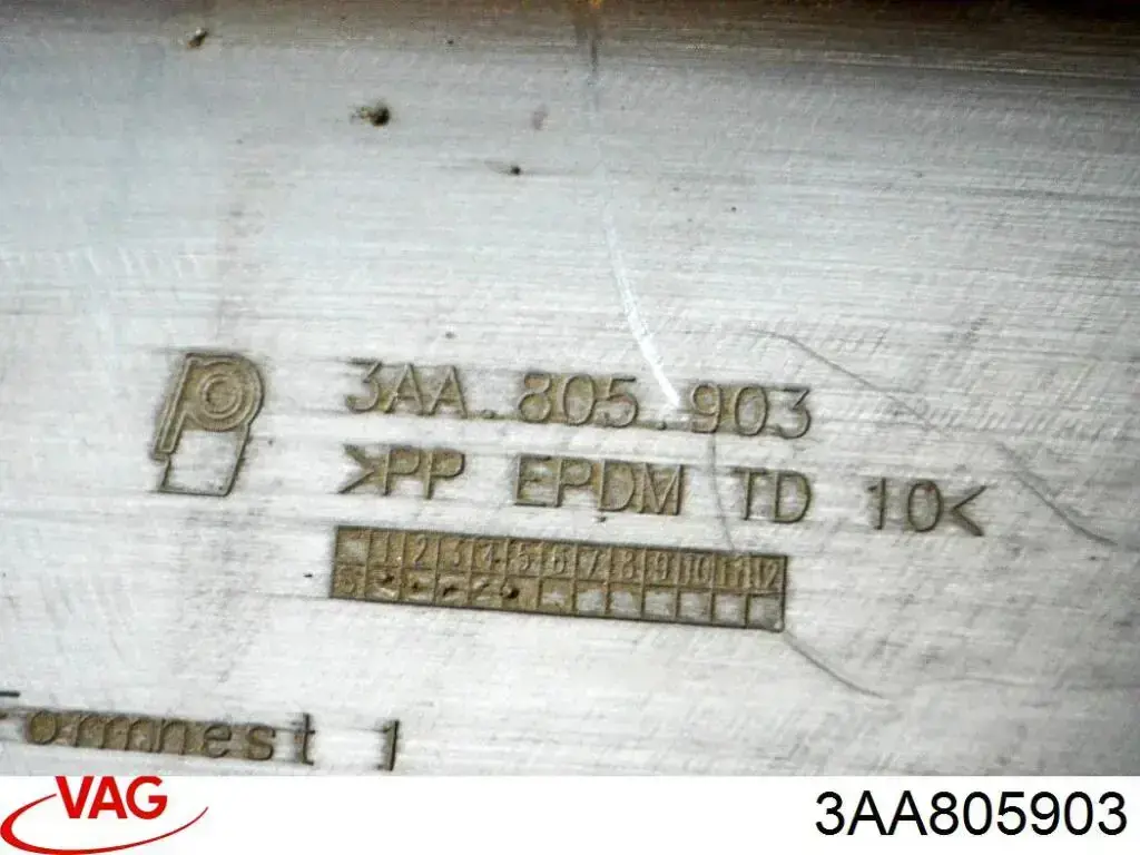 Купити 3AA805903 Diamond/DPA Нижня накладка на передній бампер