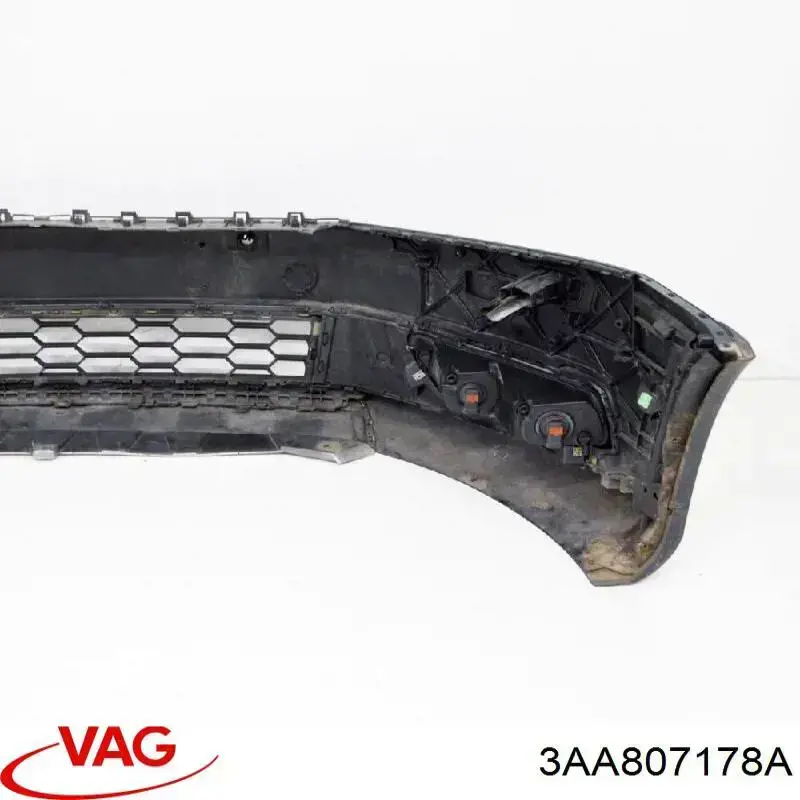 Купити 3AA807178A VAG Направляюча переднього бампера, права