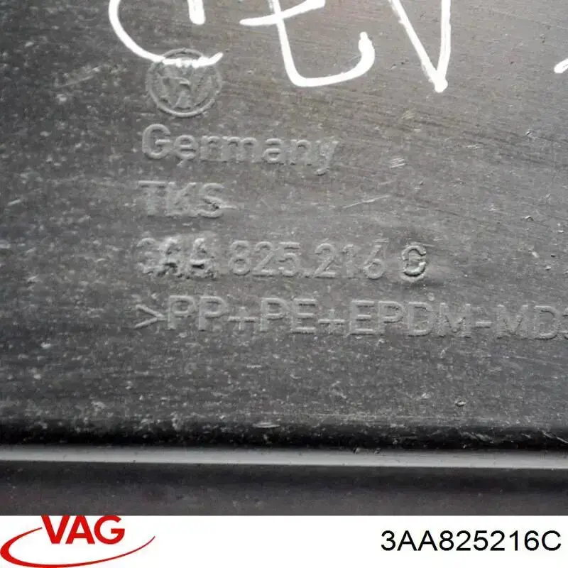 Захист днища, задній правий VAG 3AA825216C