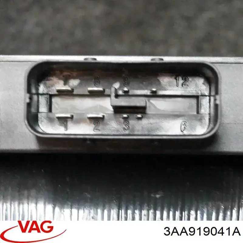 Стабілізатор напруги 3AA919041A VAG