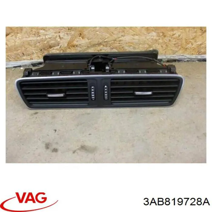 Купити 3AB819728A VAG Решітка вентиляції салону на "торпедо"