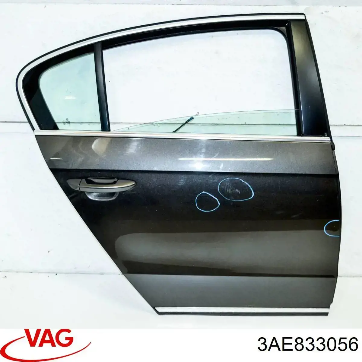 Двері задні, праві на Volkswagen Passat (B7, 362)
