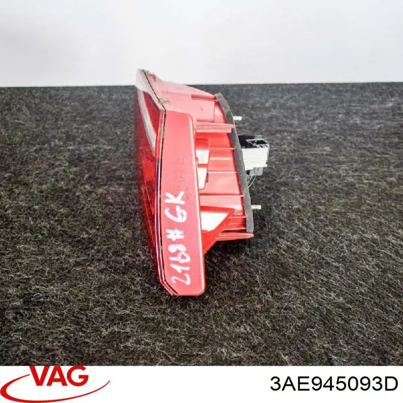 Купити 3AE945093D VAG Ліхтар задній лівий, внутрішній