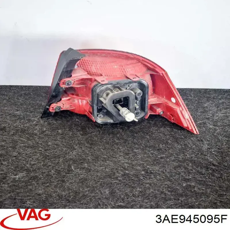 Купити 3AE945095F VAG Ліхтар задній