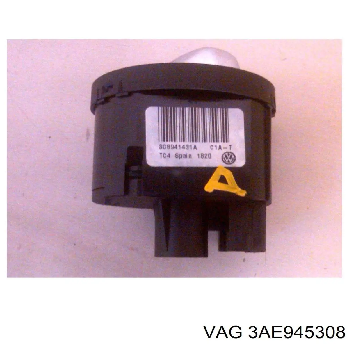 Купити 3AE945308 VAG Ліхтар задній внутрішній правий