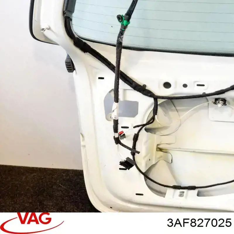 Купити 3AF827025 VAG Задня ляда