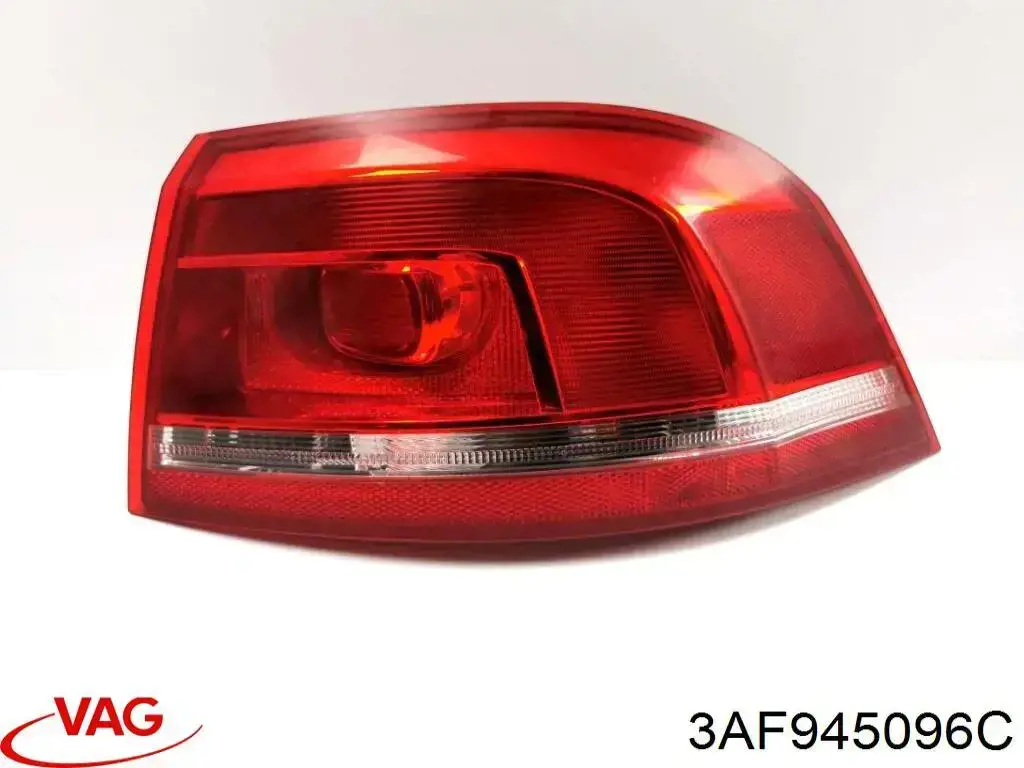 Ліхтар задній правий, зовнішній VAG 3AF945096C ціна, від 74.67 USD
