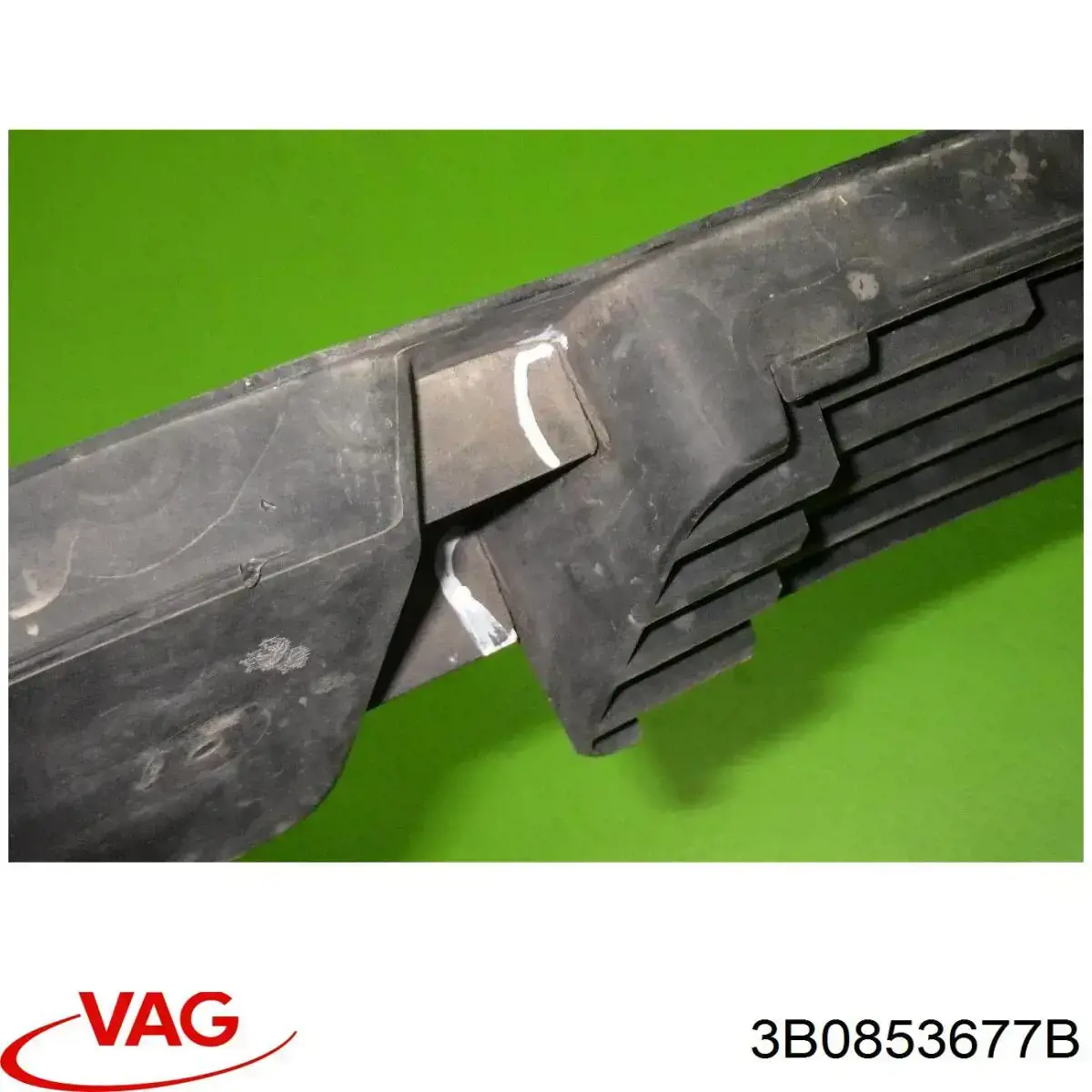 Решітка переднього бампера, ліва VAG 3B0853677B ціна, від 8.47 USD