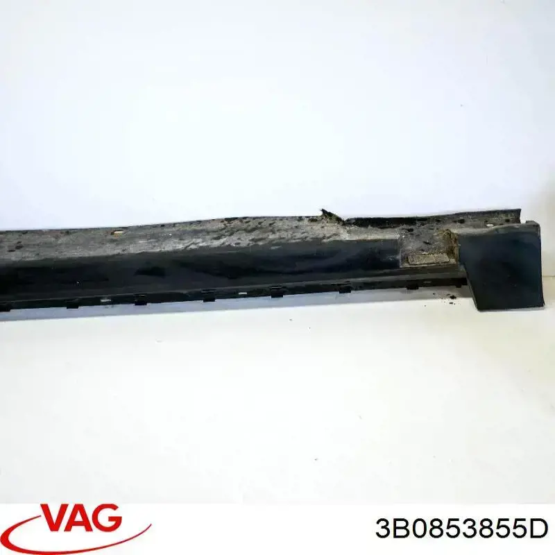 Накладка зовнішня (молдинг) порога, лівий VAG 3B0853855C