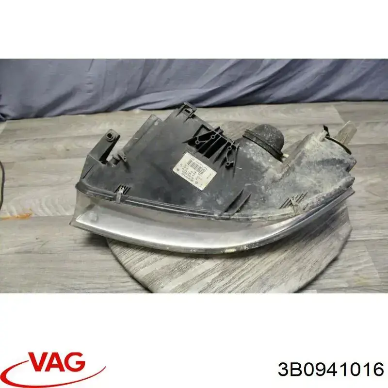 Фара правая VAG 3B0941016 ціна, від 89.06 USD