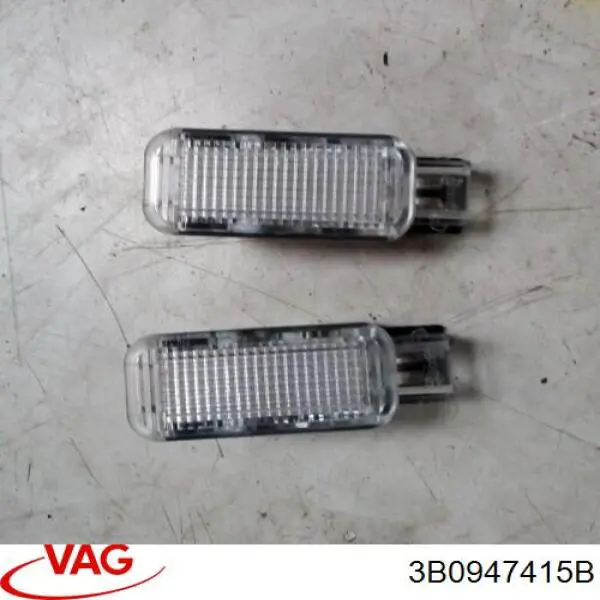 3B0867235 VAG Плафон підсвічення бардачка