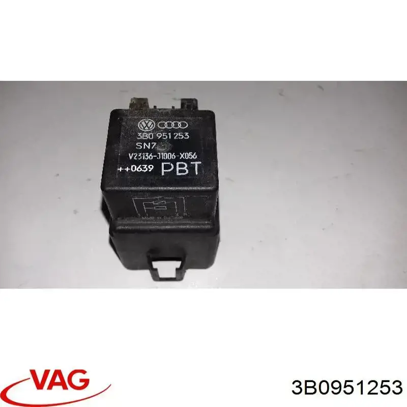 Реле електробензонасосу 3B0951253 VAG