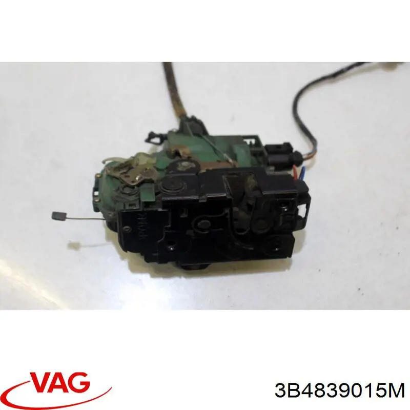 3B4839015M VAG Замок задніх дверей, лівих