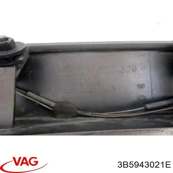 Ліхтар підсвічування заднього номерного знака VAG 3B5943021E