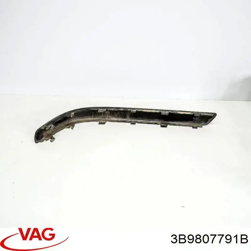 Купити 3B9807791B VAG Накладка бампера заднього, ліва