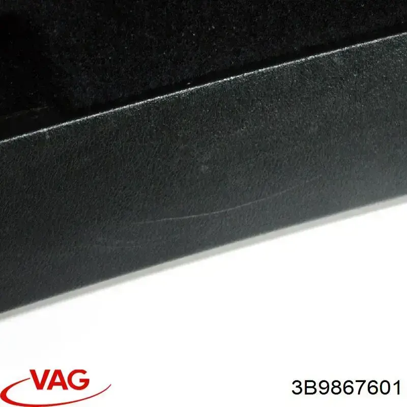 3B9867601 VAG Пластик п'ятих дверей