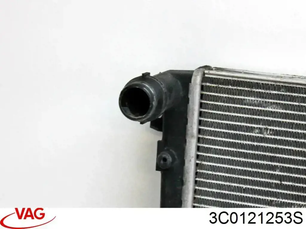 Радіатор 3C0121253S VAG