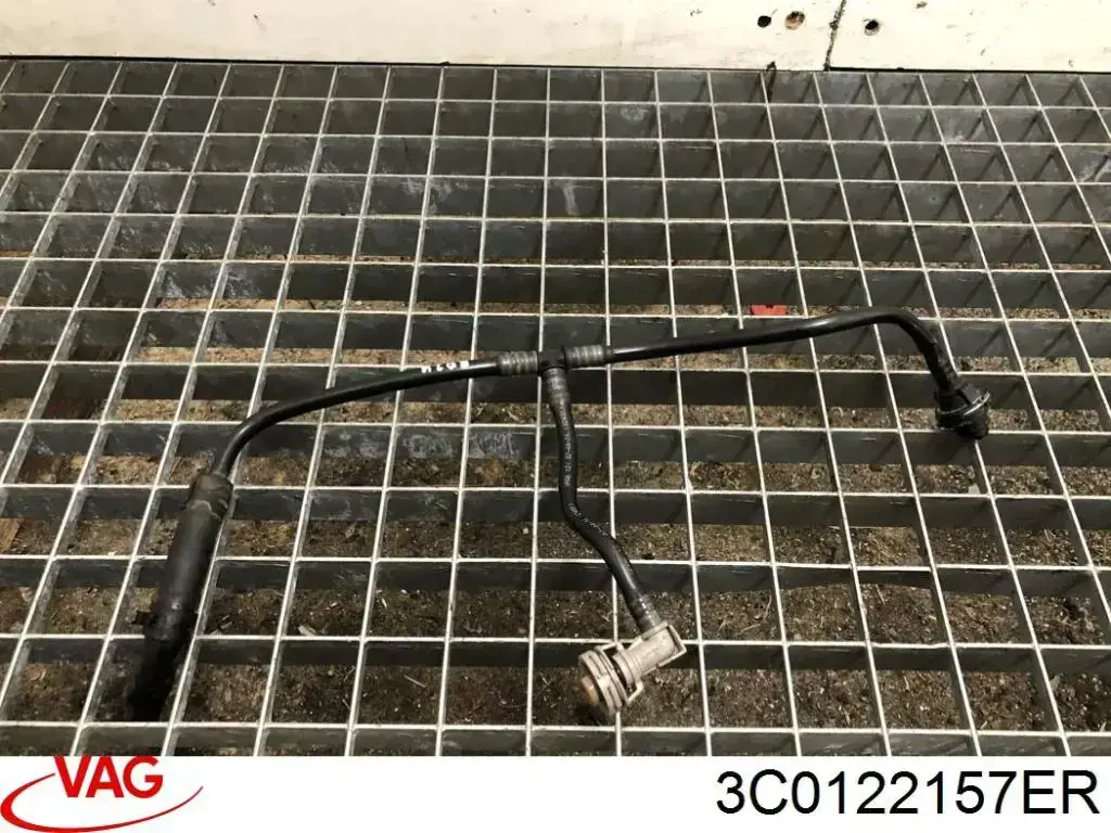 Шланг/патрубок радіатора охолодження, верхній 3C0122157ER VAG