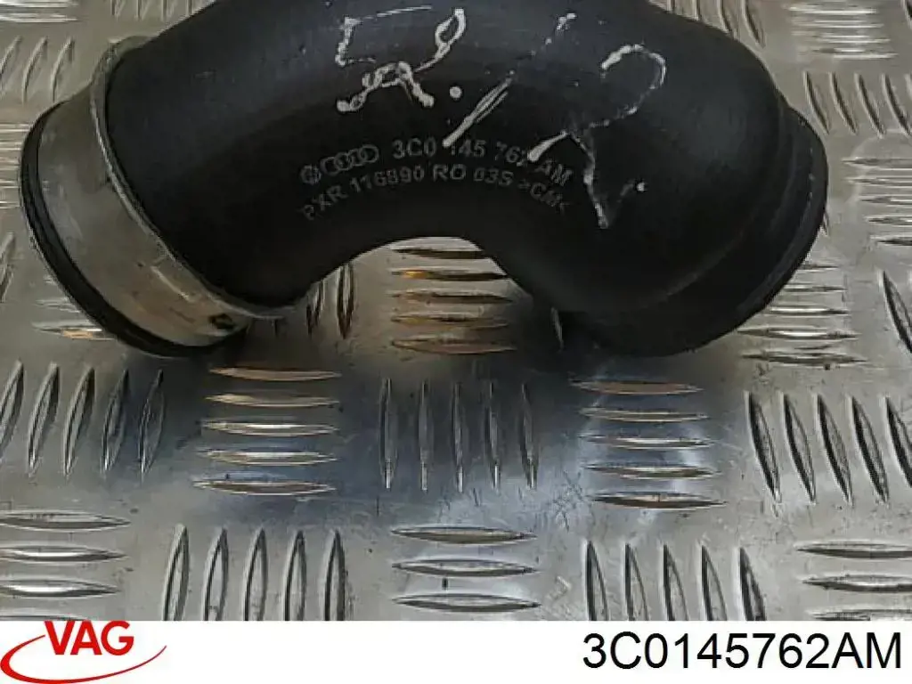 Шланг/патрубок интеркуллера VAG 3C0145762AM ціна, від 10.21 USD