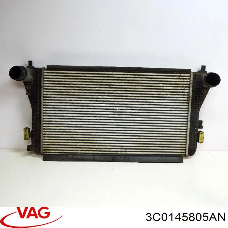 Купити 3C0145805AN VAG Радіатор интеркуллера