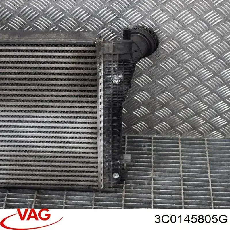 Радіатор інтеркулера VAG 3C0145805G