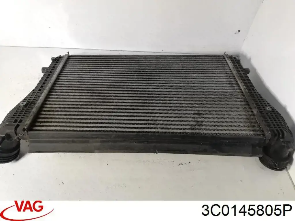 Купити 3C0145805P VAG Радіатор интеркуллера
