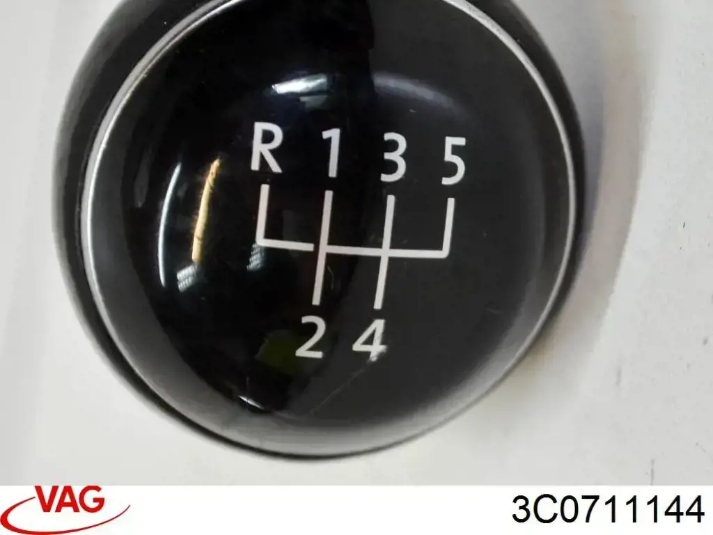 Чохол на важіль перемикання VAG 3C0711144 ціна, від 34.53 USD
