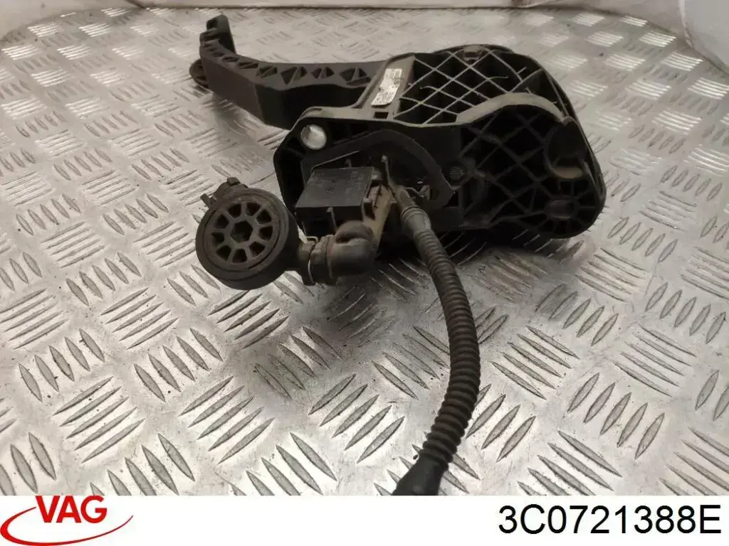 ГЦЗ VAG 3C0721388E ціна, від 55.15 USD