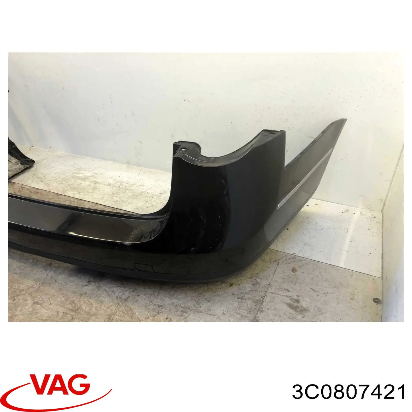 Бампер на авто VAG 3C0807421 ціна, від 40.03 USD