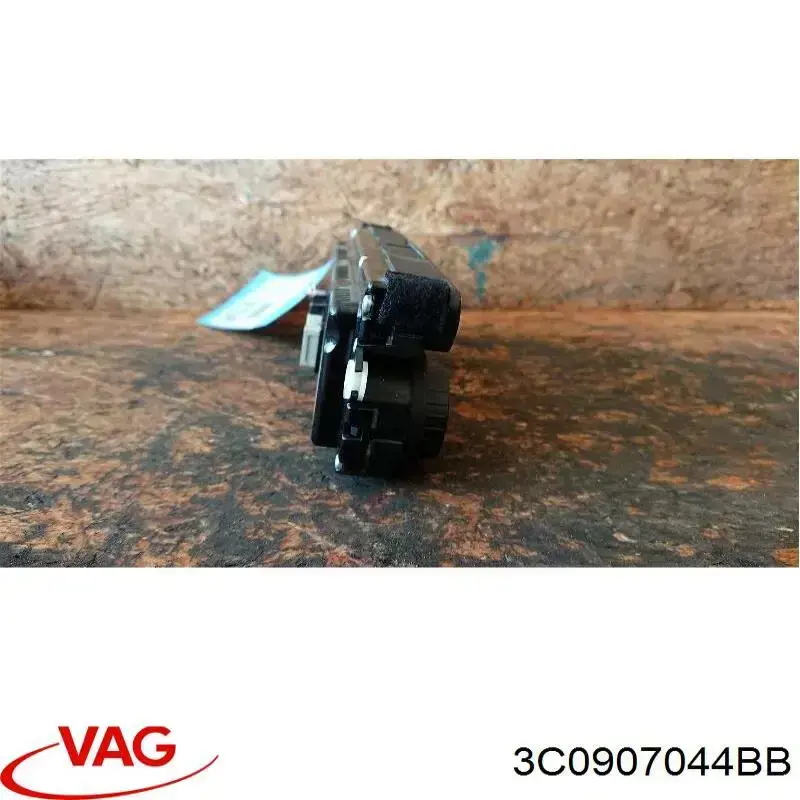 Регулятор вентилятора обігрівача VAG 3C0907044BB ціна, від 33.85 USD