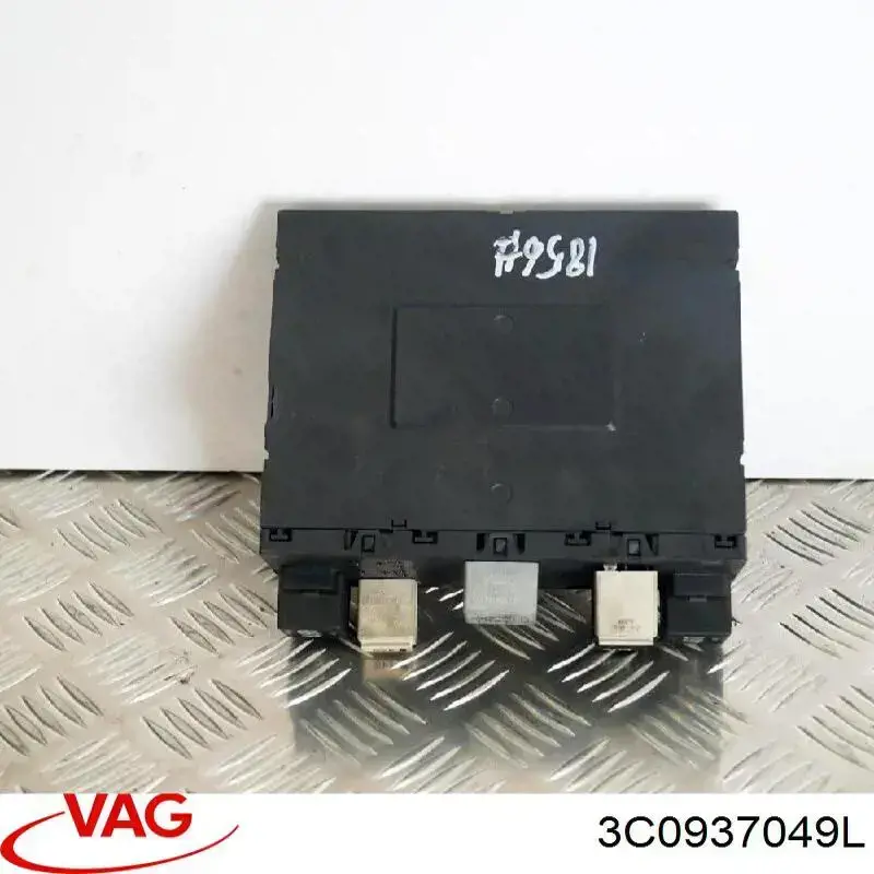 Блок управління бортової мережі VAG 3C0937049C ціна, від 25.34 USD