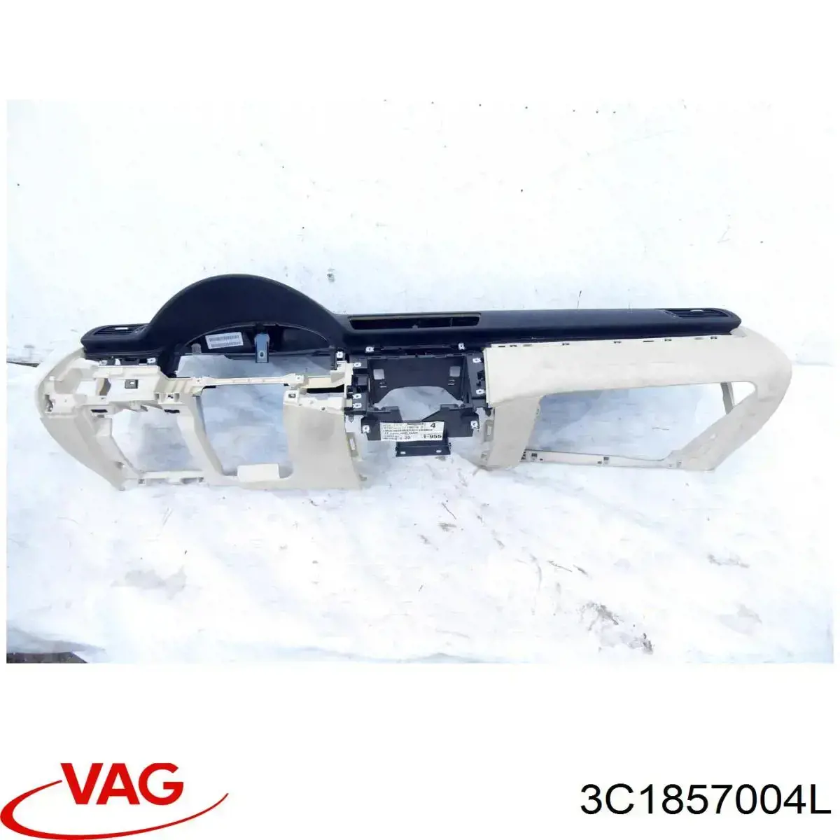 Передня панель VAG 3C1857004L ціна, від 152.44 USD