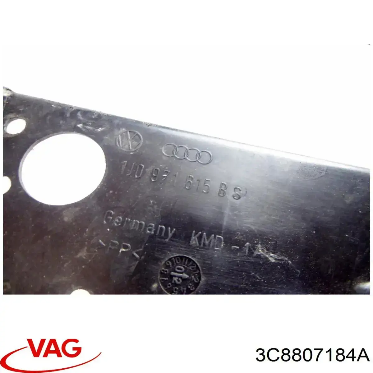 Направляюча переднього бампера, права 3C8807184A VAG