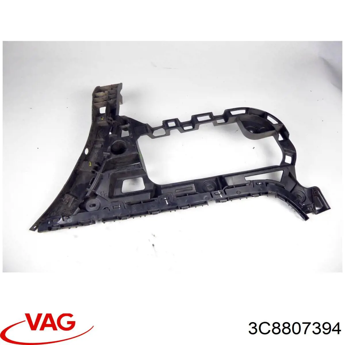 Купити 3C8807394 VAG Направляюча заднього бампера, права