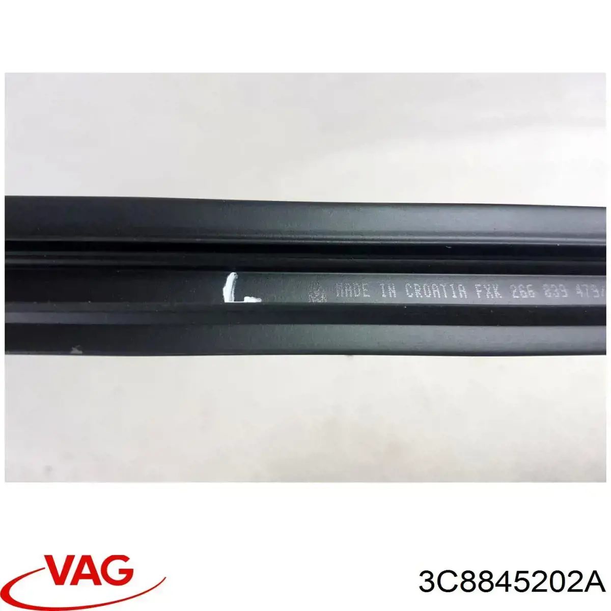 GS7420D302 XYG Скло передніх дверей, правих