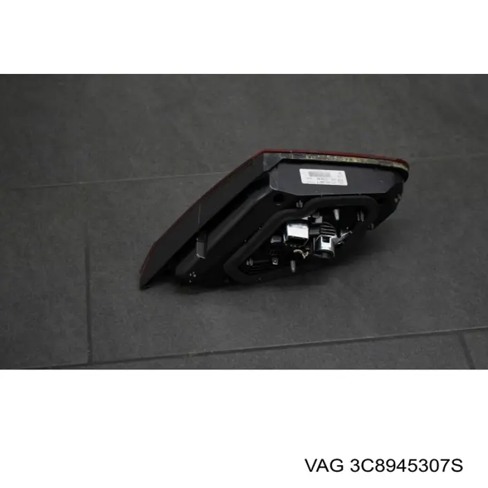 Стоп задній Magneti Marelli 714081180701 ціна, від 184.25 USD