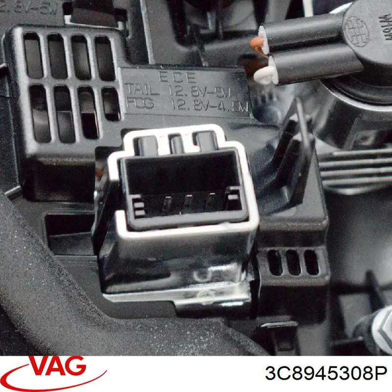 Стоп задній VAG 3C8945308P ціна, від 106.04 USD