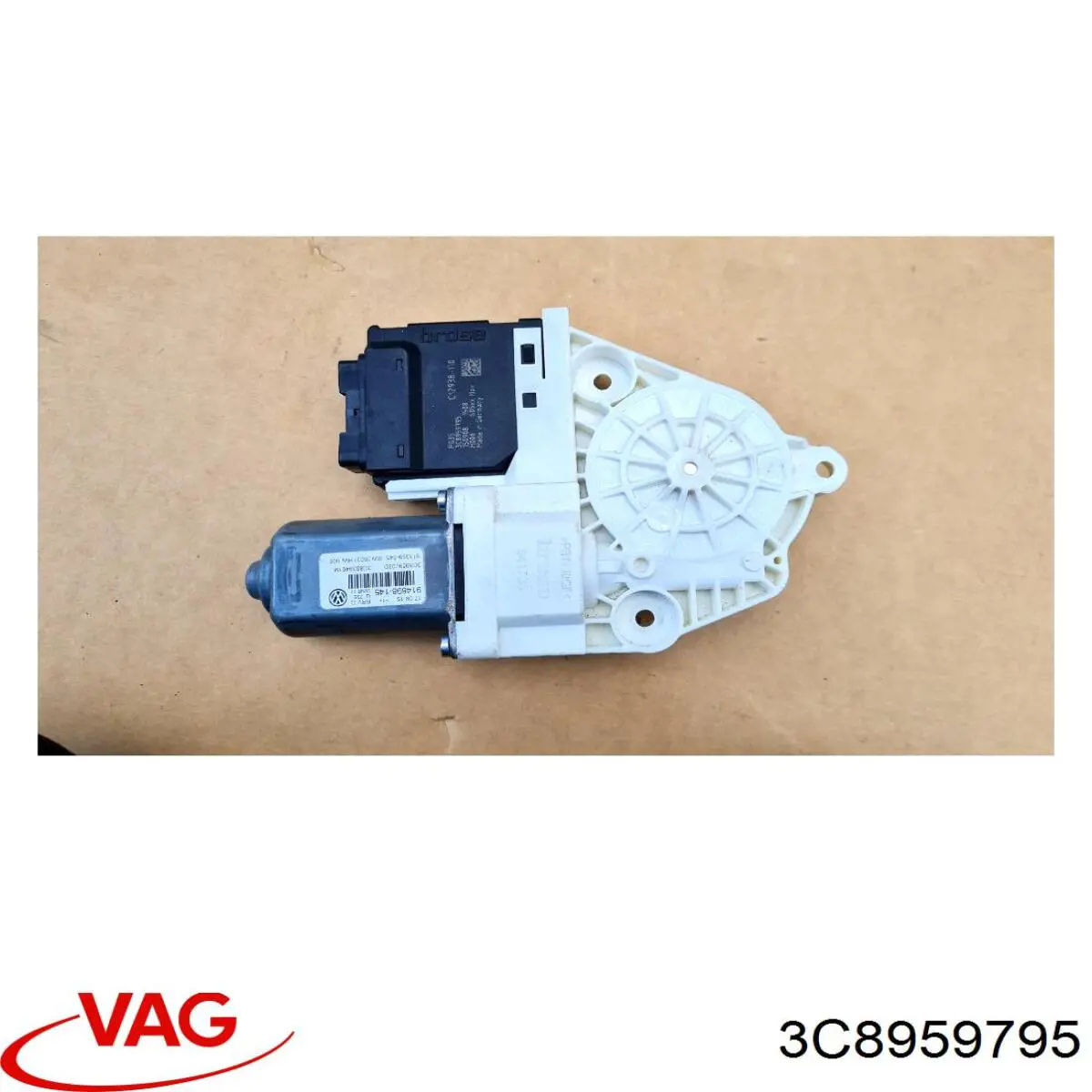  VAG 3C8959795 ціна, від 12.65 USD