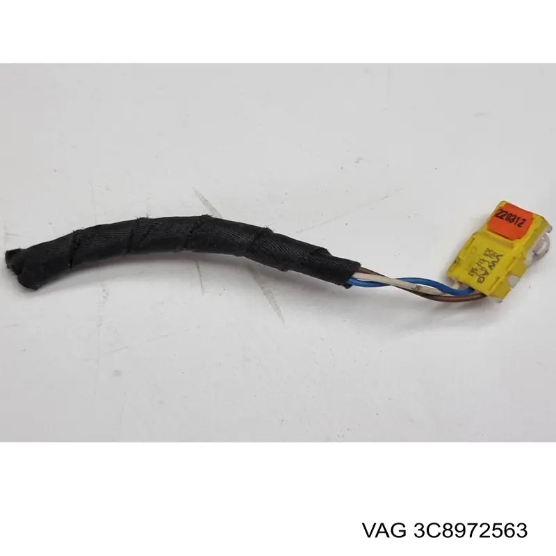  VAG 3C8972563 ціна, від 3.07 USD
