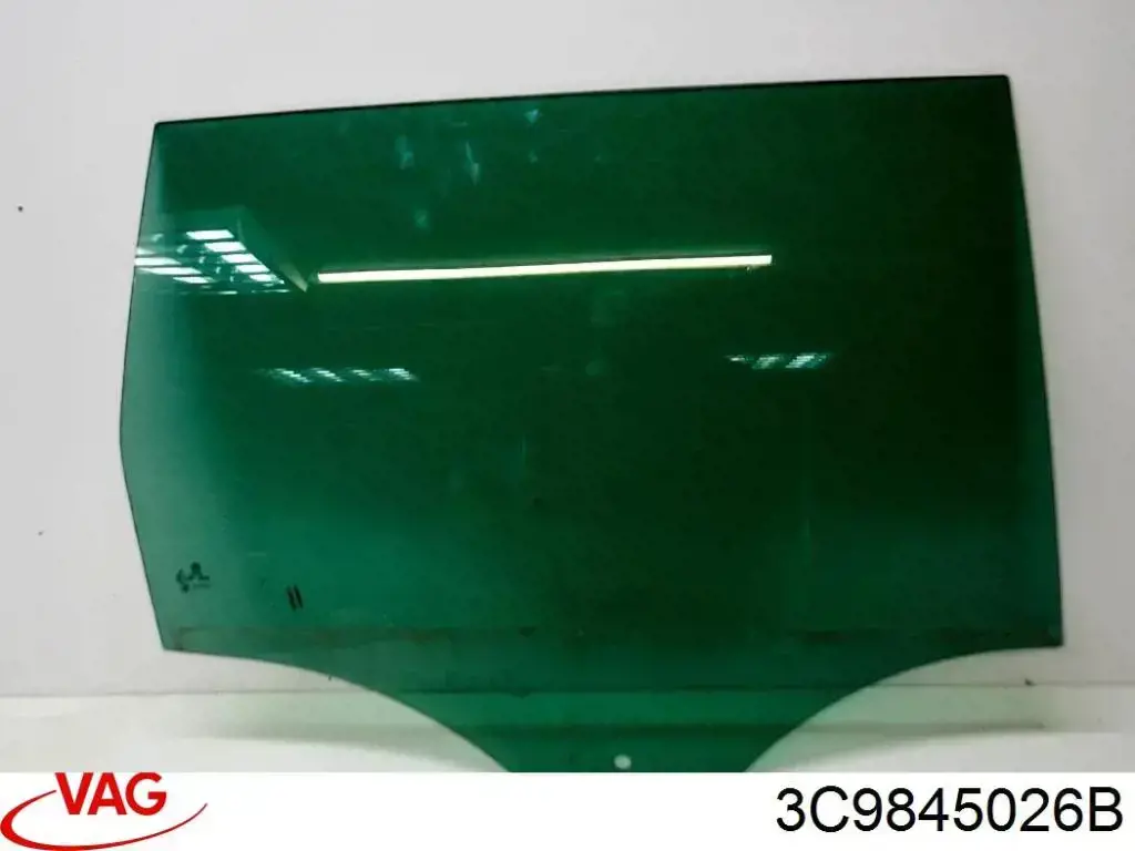 Скло заднє праве VAG 3C9845026B ціна, від 16.47 USD