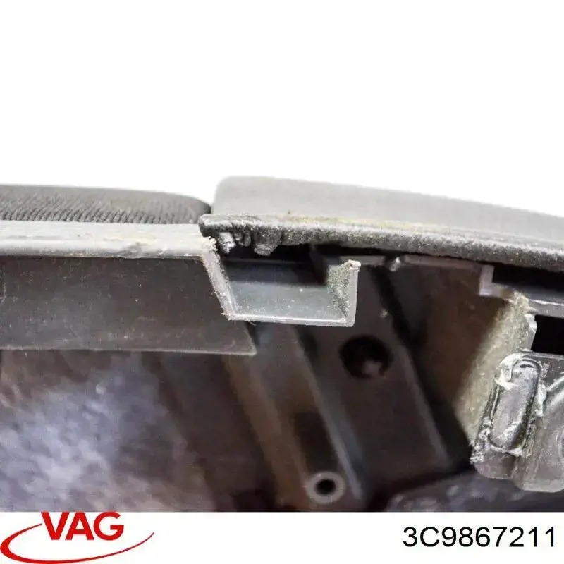 Внутрішня обшивка правих задніх дверей VAG 3C9867211 ціна, від 9.84 USD